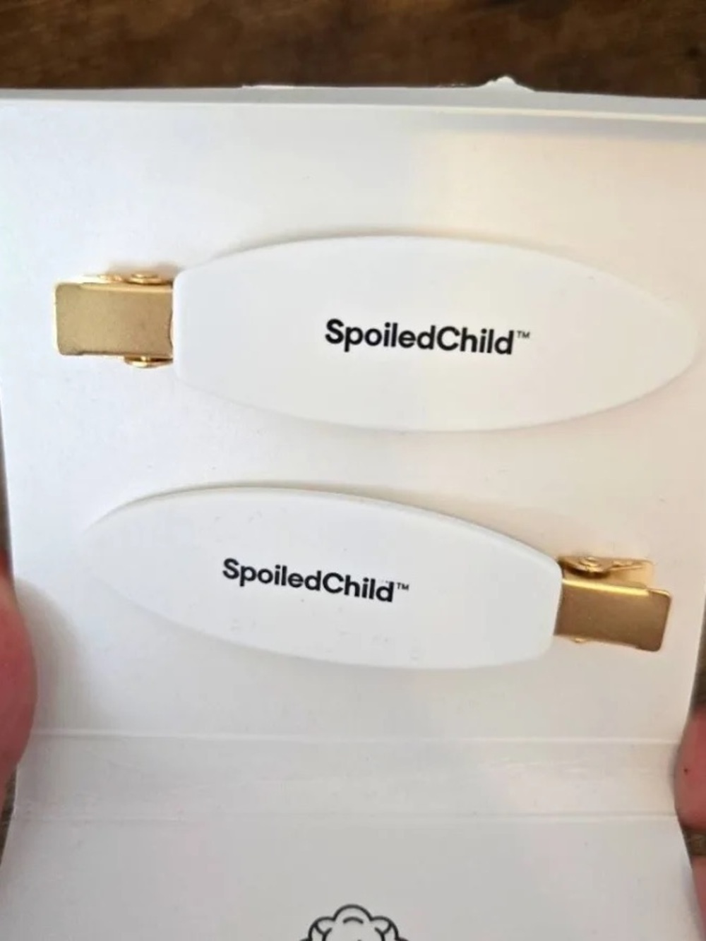 NWT SpoiledChild No Crease Hair Clips - White
